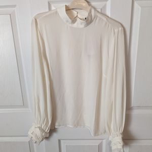NWT Modcloth mock neck blouse with ruffle detail, Sz L